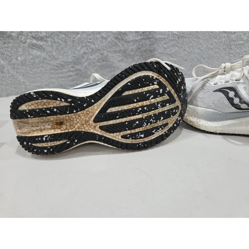 Saucony Triumph 20 Womens Running Shoes Fog Black S10759-11 Size 6